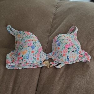 Kulani Kinis White Floral Underwire Bikini